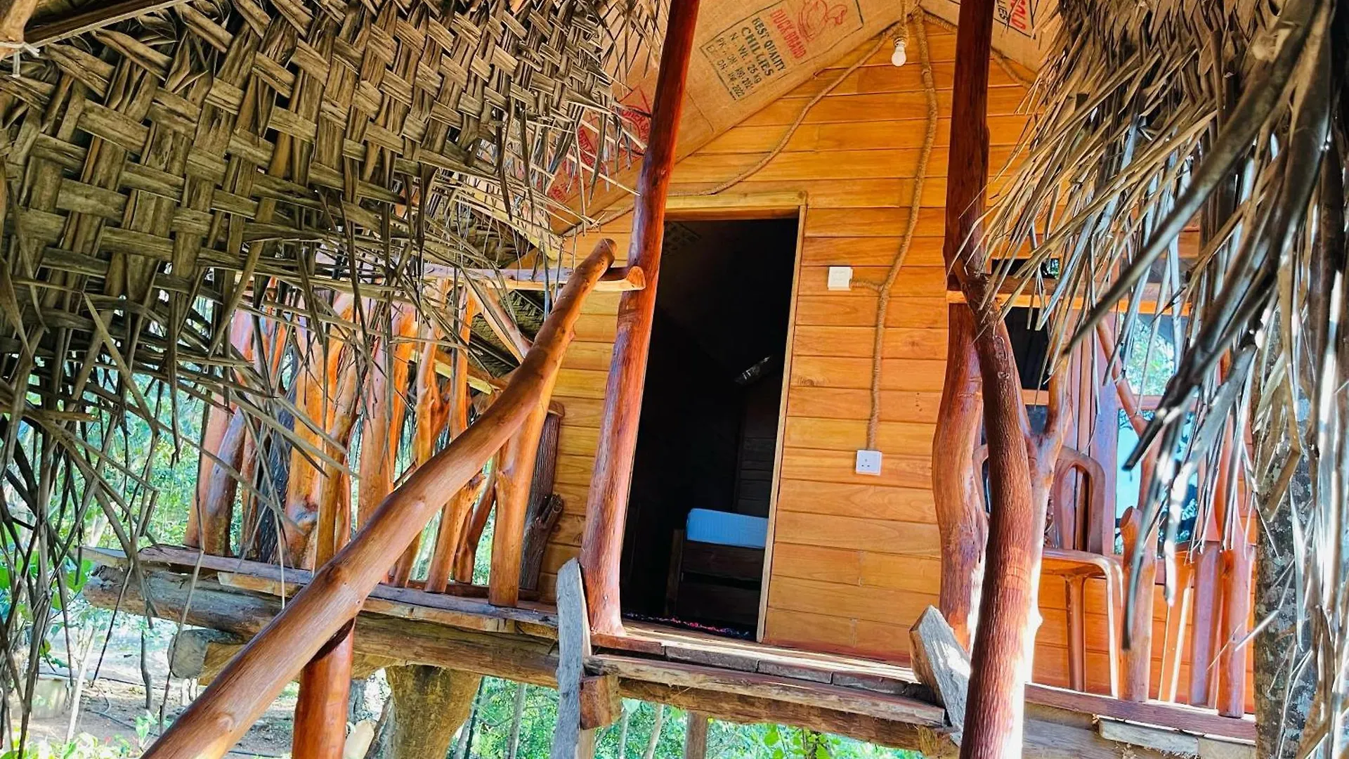 Lodge Green Land Tree House Sigiriya